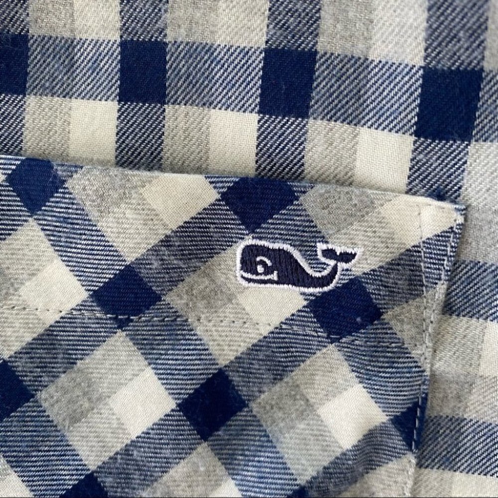 Vineyard Vines plaid button down shirt,  relaxed fit, flannel - Picture 5 of 7